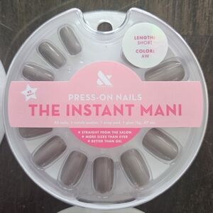 Olive And June Press-on Nails, AW, Short Squoval